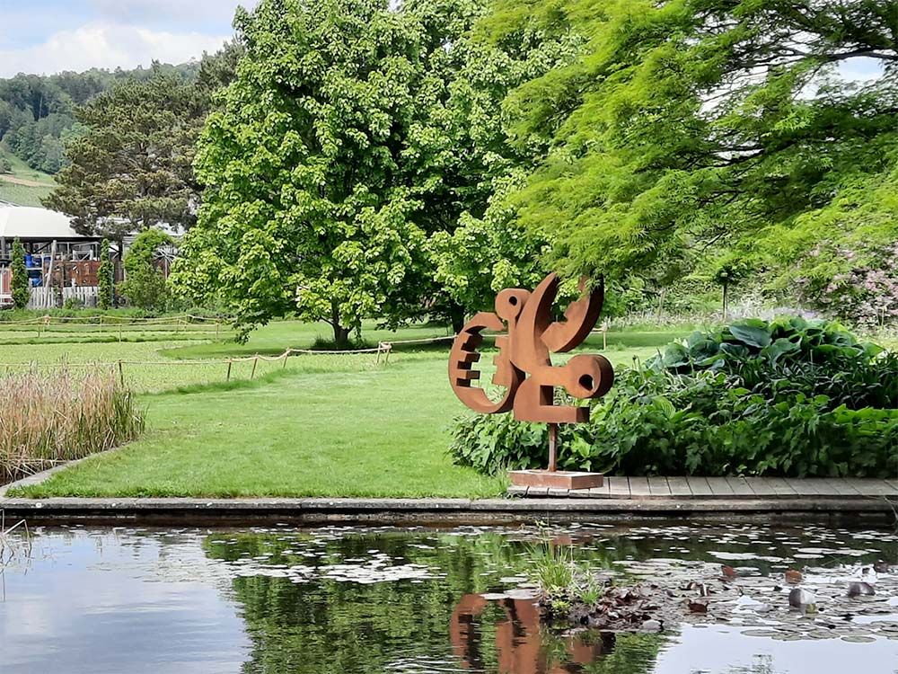 Ausstellung im Schaugarten: Peter Aerne, Skulpturen