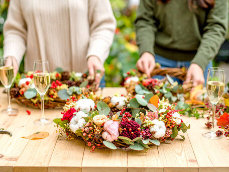  Herbstkranz mit Ranken gewickelt 