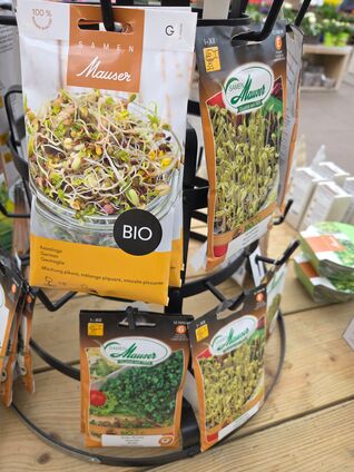 Alles für die erfolgreiche Microgreens-Anzucht finden Sie in unseren Gartencentern. Wir beraten Sie gerne.